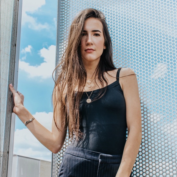 Meet the Posher - Picture 7 of 8